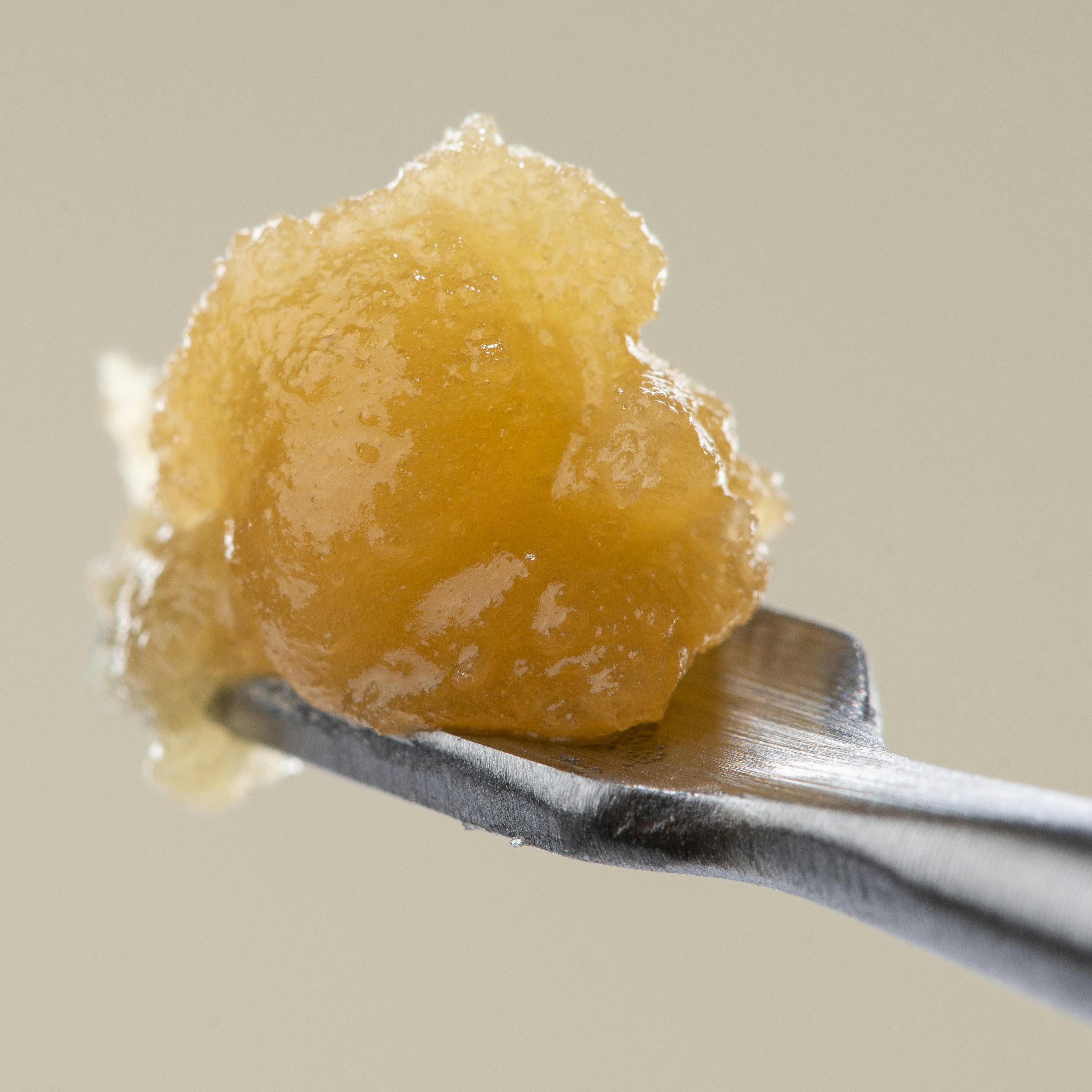 How Strong is THCA Live Resin? A Comparison Guide